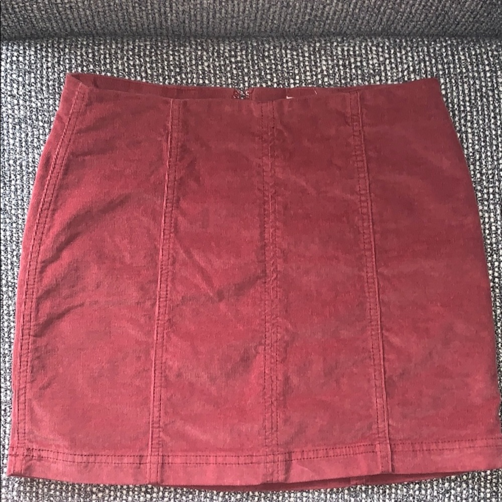 Tillys velvet skirt